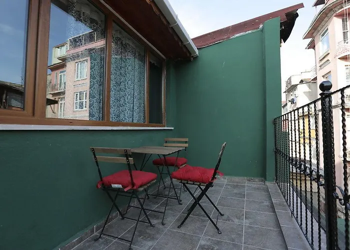 Vintage House Taksim מלון דירות 3*